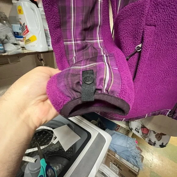 The North Face Purple Checkered Fleece Jacket - Picture 3 of 10